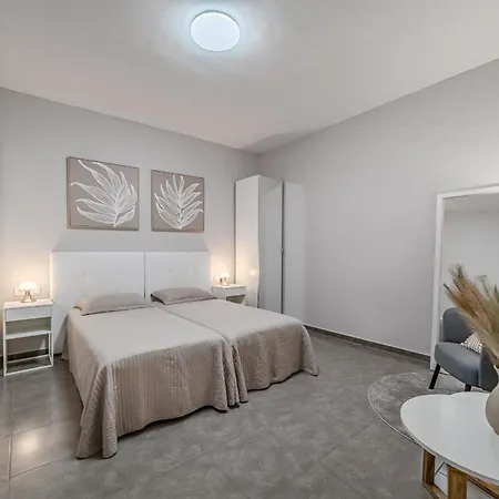 Lux 31 Villa